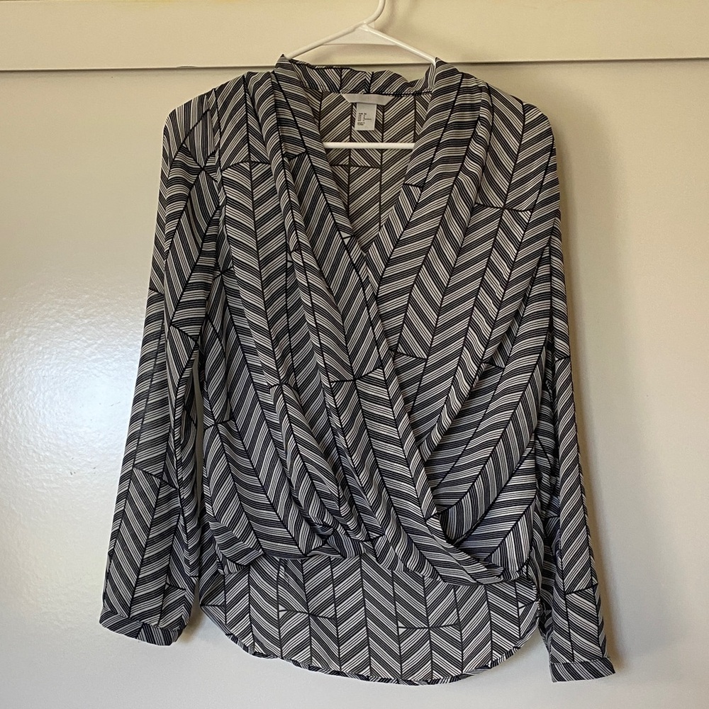 H&M Black and White Chevron Faux-Wrap Blouse